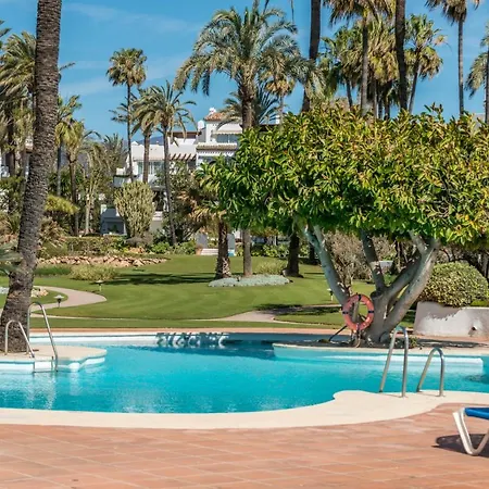Alcazaba De Jardin Daire Estepona